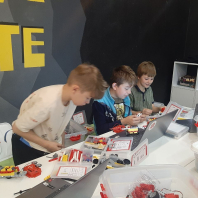 Robot Star на Степана Разина, школа робототехники и автоматики для детей 6-14 лет в Екатеринбурге