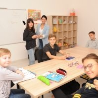 MimiJoy, творческая школа английского языка для детей старше 2 лет и подростков в Хамовниках, Москва