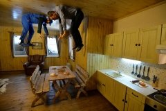 "Дом вверх дном", интерактивный аттракцион