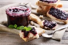 "Лухари Виллаж"