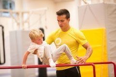 "Ногивруки" в гимнастическом батутном клубе OGO 