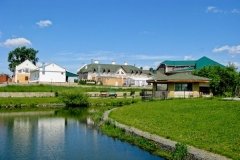 "Раздолье", загородный отель-клуб