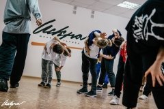 "Искра"