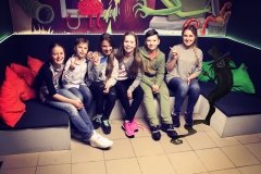 "Прятки в темноте"