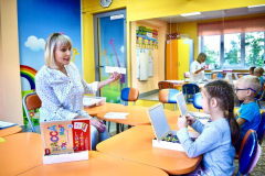 "Маленькая школа" на Братьев Кашириных