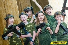 "Лазер Страйк" на Челюскинцев