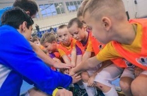 "Футландия", занятия футболом для детей от 3 до 6 лет в центре Москвы