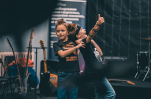 "Синергия" на Соколе, городской лагерь для школьников 7-14 лет от школы музыки в Москве