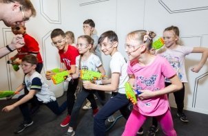 BlasterTag, арена для игры с бластерами Nerf в ТРЦ "Ривьера", Москва