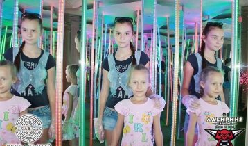 "Лабиринт страха", зеркальный и ленточный лабиринты в ТРЦ "Комсомолл"