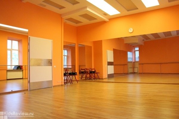 Dance First, "Дэнс Фёст", студия танцев для детей от 3 лет и взрослых, современные танцы, балет на Арбатской, Москва