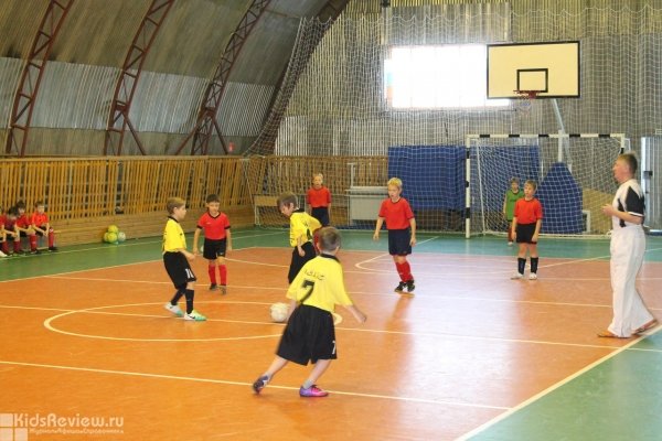 First Football School, частная детская футбольная школа в Арамили, Свердловская область