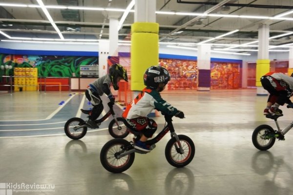 "Высший пилотаж", школа беговела и велосипеда для малышей в ТРК "Комсомолл", Екатеринбург
