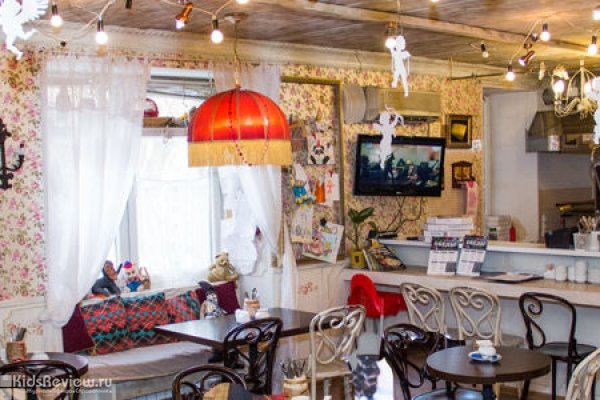 "Капучино" на Порт-Саида, кафе-кондитерская для всей семьи, Волгоград