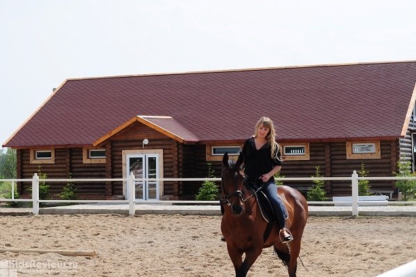 "Поляна", конно-спортивный клуб в поселке Талпаки, Калининградская область