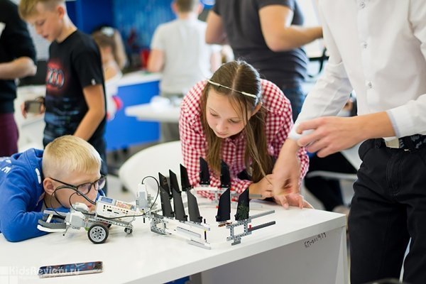 i3, "И-куб", информационно-инженерный инкубатор, курсы робототехники для подростков, Москва