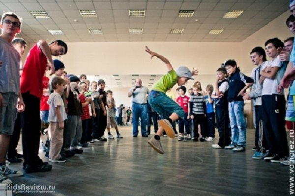 "Волнорез", школа брейк-данса для детей от 7 лет и взрослых на Белорусской, Москва