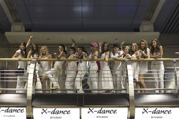 X-Dance, "Икс-Дэнс", школа современных танцев для подростков и взрослых на Третьяковской, Москва