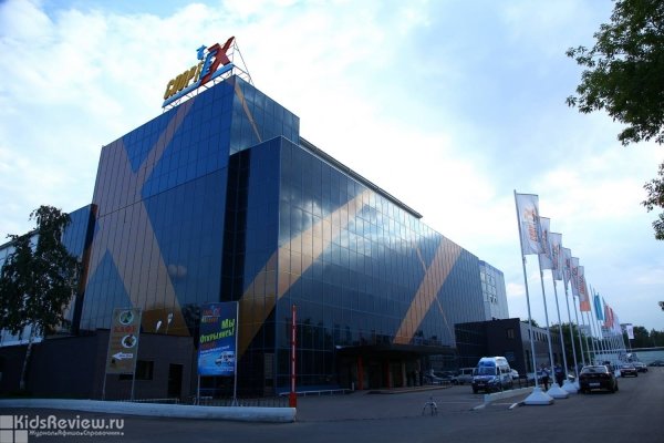 "СпортEX", торгово-развлекательный комплекс спортивных товаров и техники с кинотеатром и скалодромом, Москва