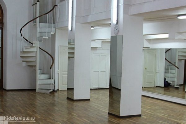 "Ивара", танцевальная школа на Смоленке в Москве