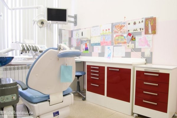 "Юнидент", детская стоматологическая клиника на Лескова в Бибирево, Москва