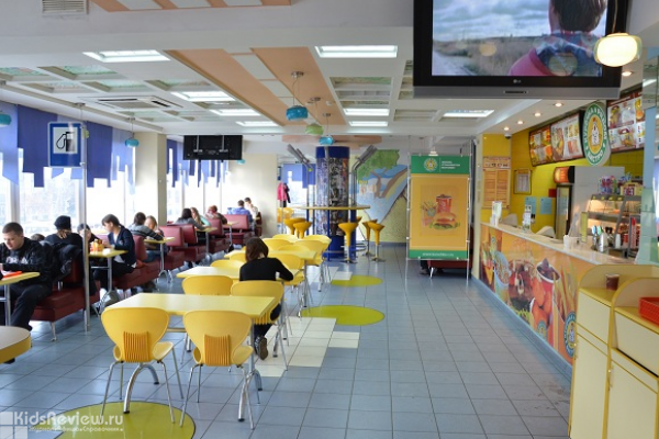"Курочка рядом", кафе для всей семьи с детским меню, детские праздники и дни рождения в ТК "Топаз", Омск