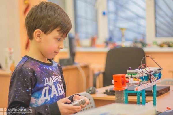 “Мир Интерактивного Развития”, городской лагерь робототехники для детей 7-14 лет в центре СПб