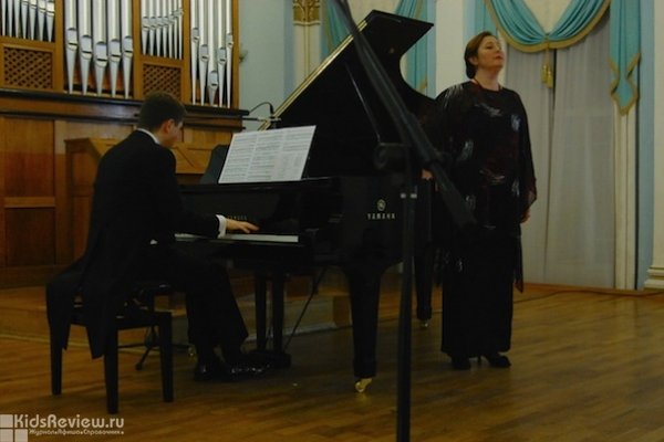 Центр вокального искусства Валентины Левко, уроки вокала, фортепиано для детей от 4 лет у м. "Университет", Москва