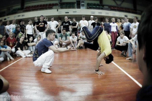  Real Capoeira ("Реал Капоэйра"), боевое искусство для детей школьного возраста и взрослых в Строгино, Москва