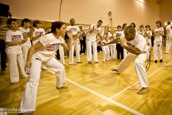Capoeira Muzenza ("Капоэйра Музенза"), капоэйра для детей и родителей в районе Теплый Стан, Москва
