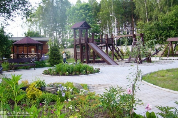 "Лесные пруды", база для семейного отдыха в Подмосковье