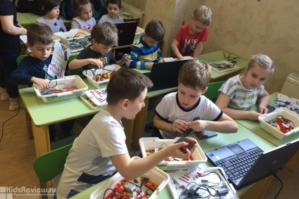 "Город друзей" в Бутырском районе, частный детский сад и центр развития для детей 1-7 лет, Москва 