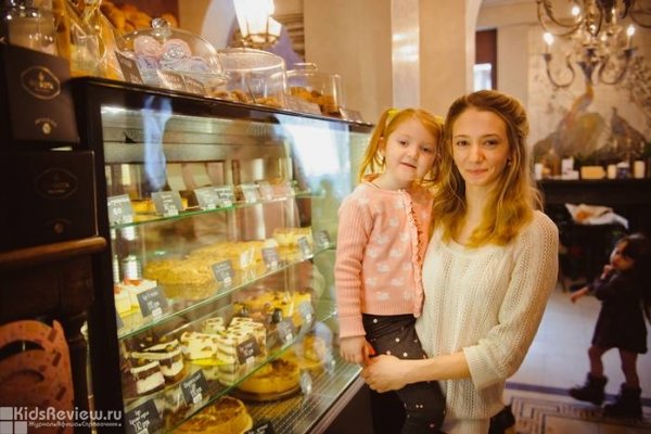 "Пекарня Мишеля", кафе с доставкой, детские кулинарные мастер-классы и заказ тортов на Светланской улице, Владивосток