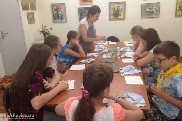 "Британикс Лингва", обучение за рубежом и курсы английского языка для детей в Екатеринбурге