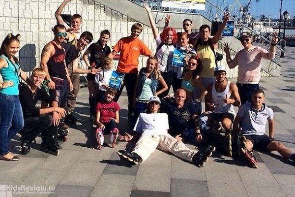 "Фэмили", Family, обучение катанию на роликовых коньках, роллер-спорт для детей от 4 лет во Владивостоке