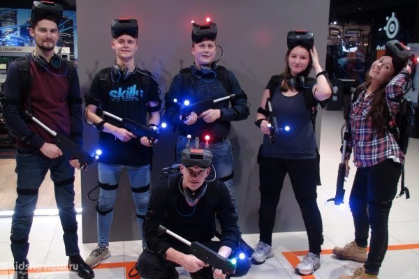 VR-Ring, арена для игр в виртуальной реальности для детей от 12 лет и взрослых в ТРЦ "Авиапарк", Москва