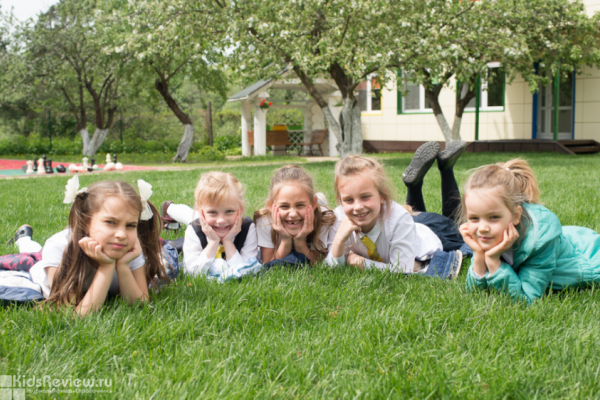 Kids’ Explorers Camp, английский городской лагерь в Russian International School в Одинцовском районе Москвы