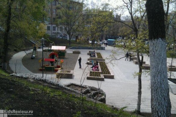 Сквер имени Суханова во Владивостоке