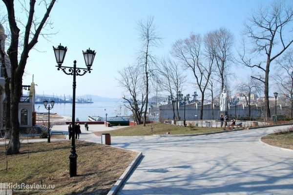 Адмиральский сквер во Владивостоке