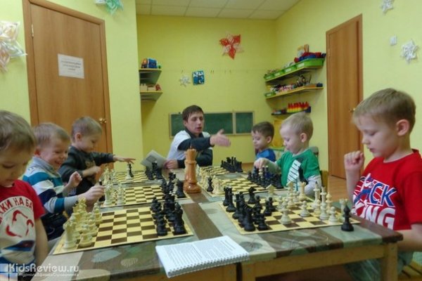 "Мастер", шахматы для детей с 4 лет в Октябрьском районе, Омск