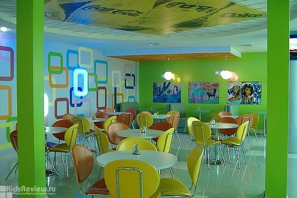 "Яблоко", семейное кафе с детским меню, день рождения ребенка в парке "Фантазия", Владивосток