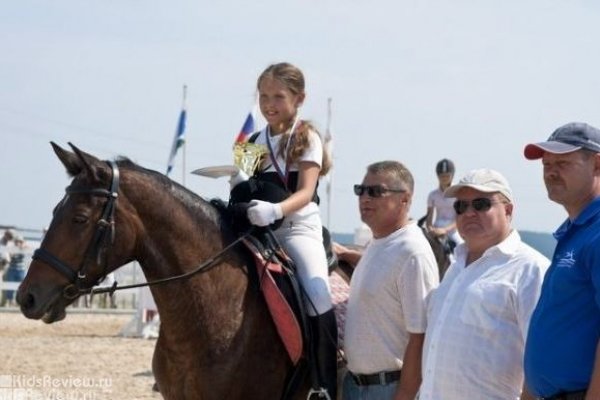 "Круг Эпоны", класс верховой езды, катание на лошадях, верховая езда для детей в Екатеринбурге