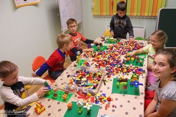 "Умники и Умницы", развивающие занятия и праздники для детей от 1 года на Мартынова, Красноярск