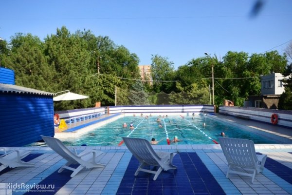 "Юность", открытый бассейн для детей с 7 лет и взрослых на Рабоче-Крестьянской, Волгоград