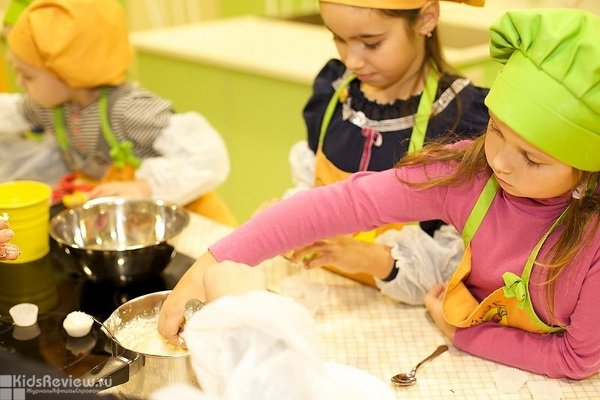 "Семейные традиции", кулинарная студия, кулинарные мастер-классы для детей и взрослых, торты на заказ, Пермь