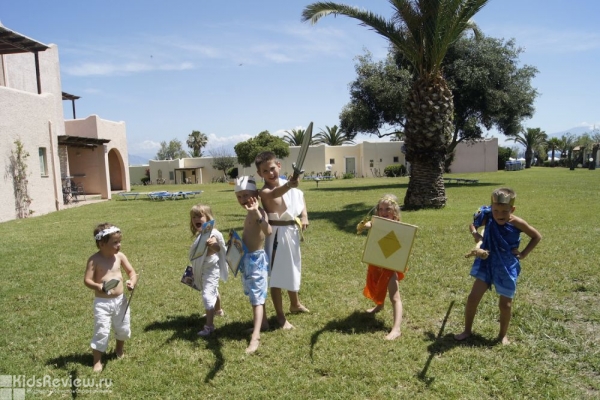 "Море радости", семейный лагерь, каникулы для семей с маленькими детьми и акваклубом Dream-swim в Греции