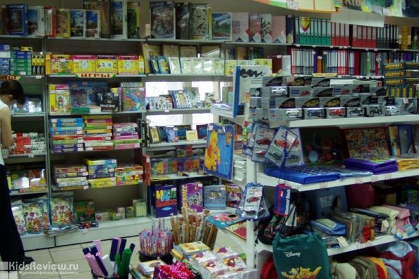 "Знания", книжный магазин для детей и взрослых на Кубяка, игры и канцтовары, Хабаровск