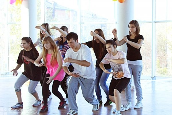 Adore Dance Studio, "Адор Дэнс Студио", школа танцев для детей от 3 лет и взрослых в ТЦ "Европа", Омск