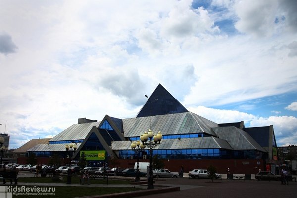 "Синегорье", торговый комплекс в Челябинске