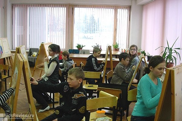 "Кисточка", изостудия для детей от 3 до 17 лет в ЦКИ "Меридиан" на Калужской, Москва